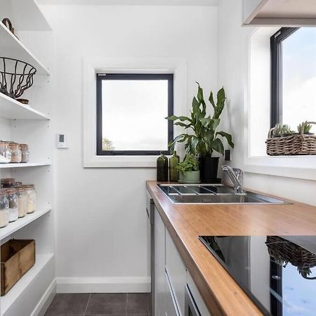 Apartment 2 - Haddin Court - Stunning Executive Blenheim Exteriör bild